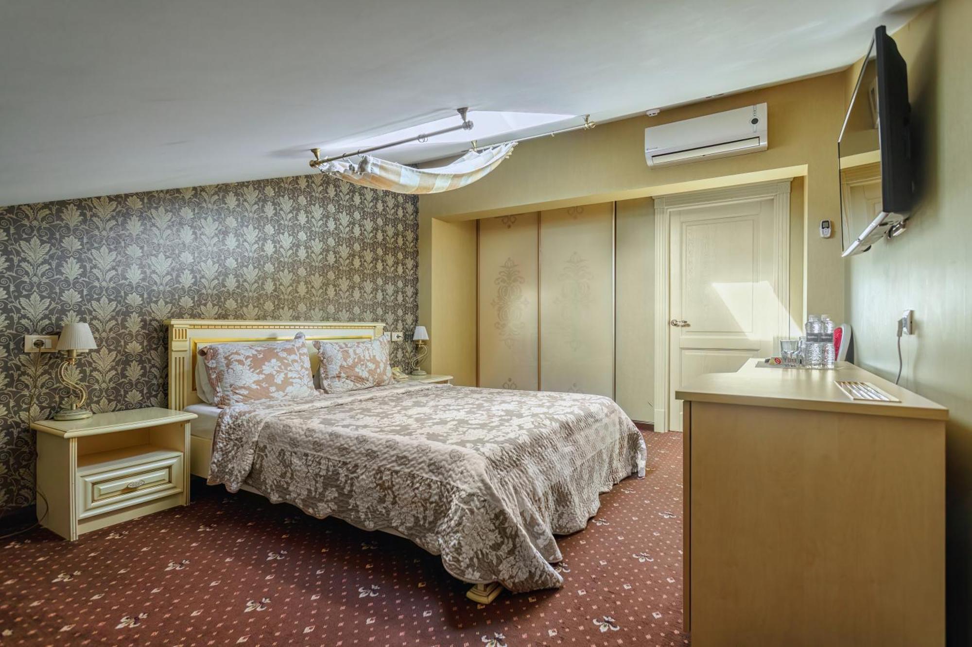 Vintage Art Hotel Odessa Dış mekan fotoğraf